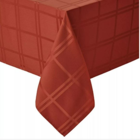 Tablecloths (Set of Two) - Picture 2 of 11